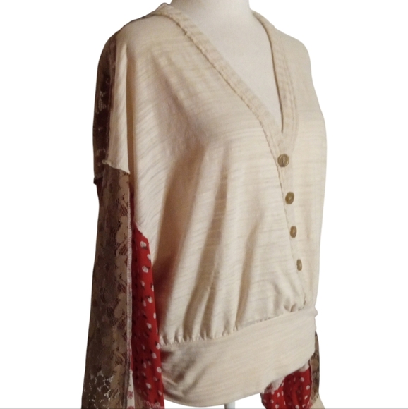 Umgee Boho Style Ditsy Floral Exaggerated Sleeve  Lace Detail V Neck Size Large - Picture 3 of 8